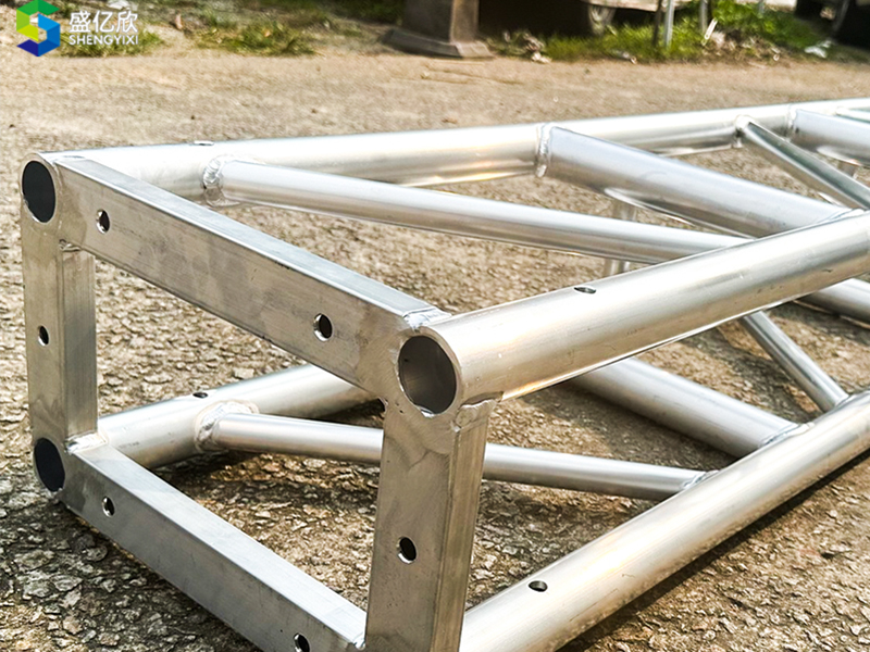 aluminum truss